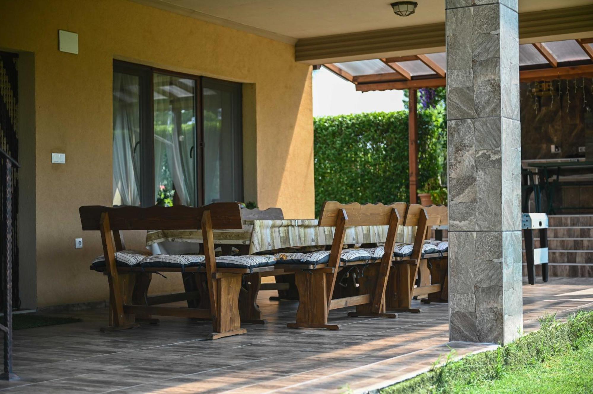 Guest House Erida Trastenik Exterior photo